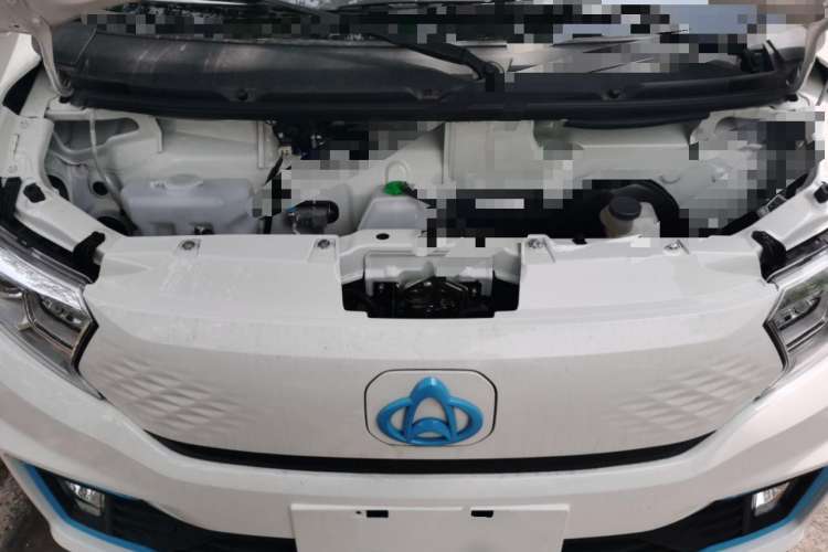 Used CHANGAN KUAYUE Xing V7 EV 2024 316 km Luxury Dual-Door Version 6 Seats Engine Bay