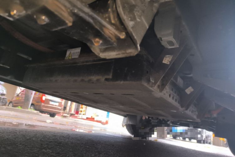 Used CHANGAN KUAYUE Xing V7 EV 2022 High-End Model with 240 km Chassis Rear Right
