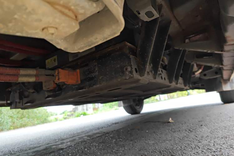 Used CHANGAN KUAYUE Xing V7 EV 2022 Standard Model 270km Chassis Rear Right