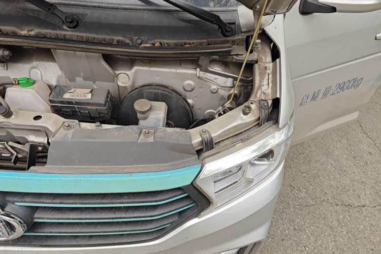 Used CHANGAN KUAYUE Xing V7 EV 2022 Standard Model 270km Engine Bay Left