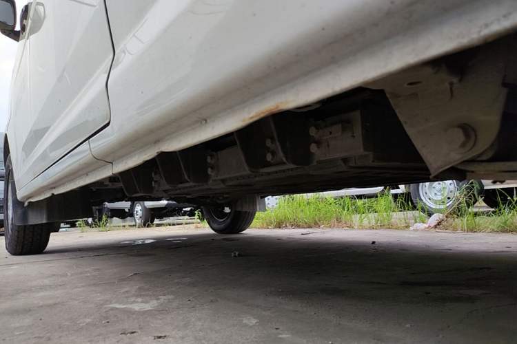 Used CHANGAN KUAYUE Xing V7 EV 2022 High-End Model with 240 km Chassis Rear Left