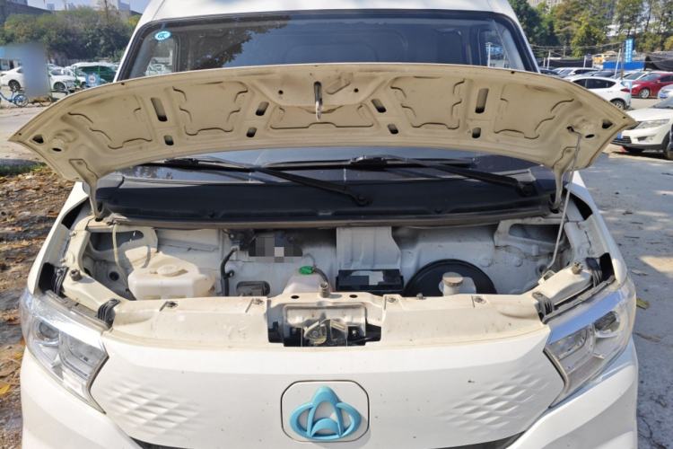 Used CHANGAN KUAYUE Xing V7 EV 2022 Standard Model 240 km Engine Bay