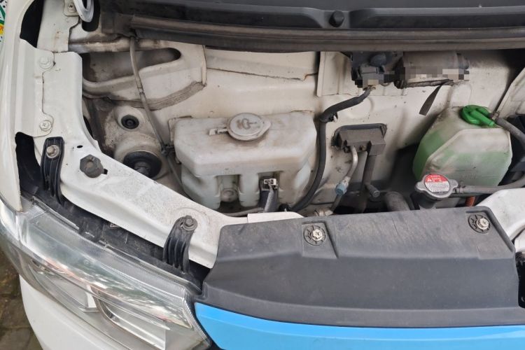 Used CHANGAN KUAYUE Xing V7 EV 2022 Standard Model 240 km Engine Bay Right