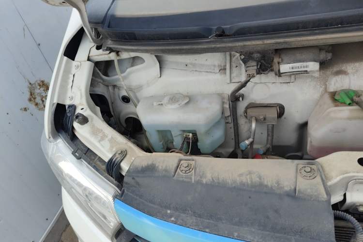 Used CHANGAN KUAYUE Xing V7 EV 2022 Standard Model 240 km Engine Bay Right