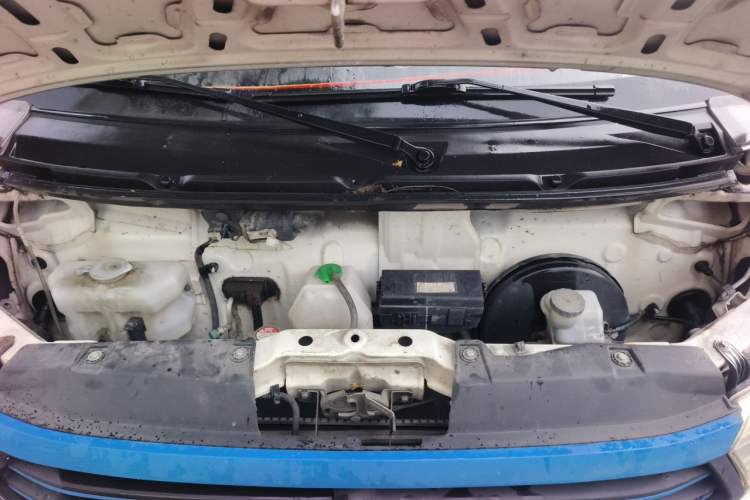 Used CHANGAN KUAYUE Xing V7 EV 2022 High-End Model with 240 km Engine Bay