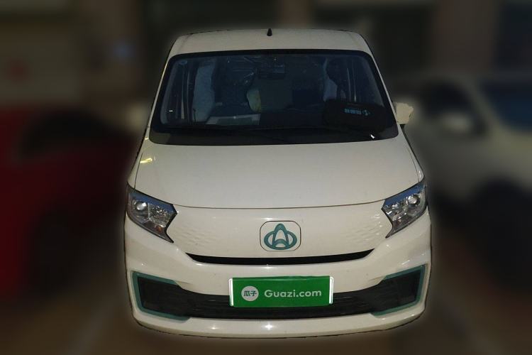 Used CHANGAN KUAYUE Xing V7 EV 2022 Standard Model 240 km Exterior 1
