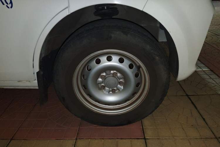 Used CHANGAN KUAYUE Xing V7 EV 2022 Standard Model 240 km Exterior 7