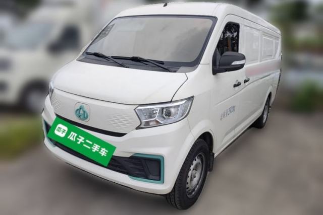 Used CHANGAN KUAYUE Xing V7 EV 2022 High-End Model with 240 km