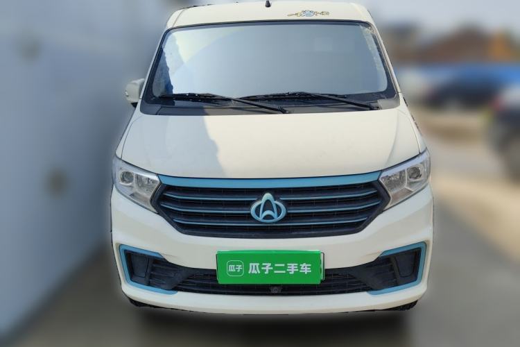Used CHANGAN KUAYUE Xing V7 EV 2022 Standard Model 240 km Front