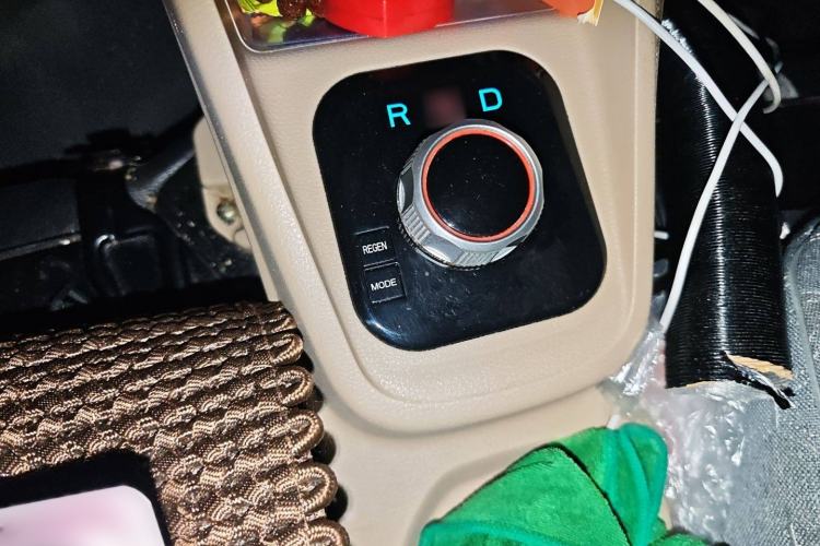 Used CHANGAN KUAYUE Xing V7 EV 2022 Standard Model 240 km Gear Lever