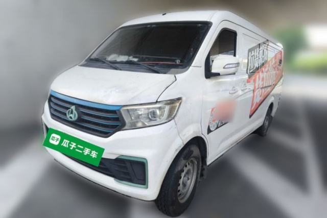 Used CHANGAN KUAYUE Xing V7 EV 2022 High-End Model with 240 km