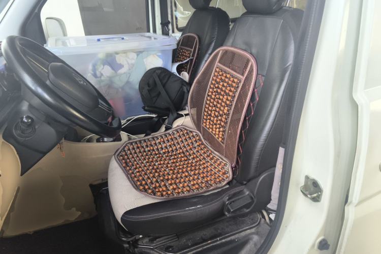 Used CHANGAN KUAYUE Xing V7 EV 2022 High-End Model with 240 km Left Rear Seat