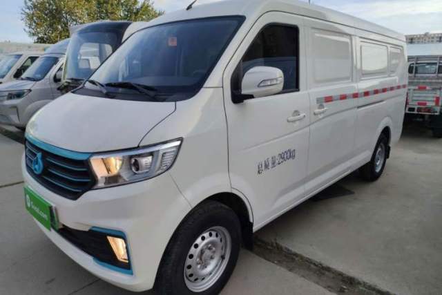 Used CHANGAN KUAYUE Xing V7 EV 2022 High-End Model with 240 km
