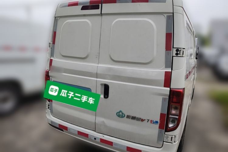 Used CHANGAN KUAYUE Xing V7 EV 2022 High-End Model with 240 km Rear