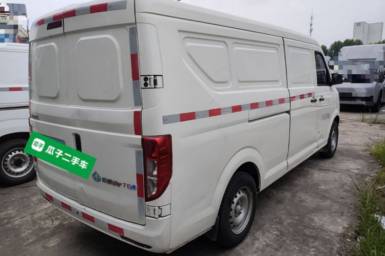 Used CHANGAN KUAYUE Xing V7 EV 2022 High-End Model with 240 km Rear Right 45 Deg