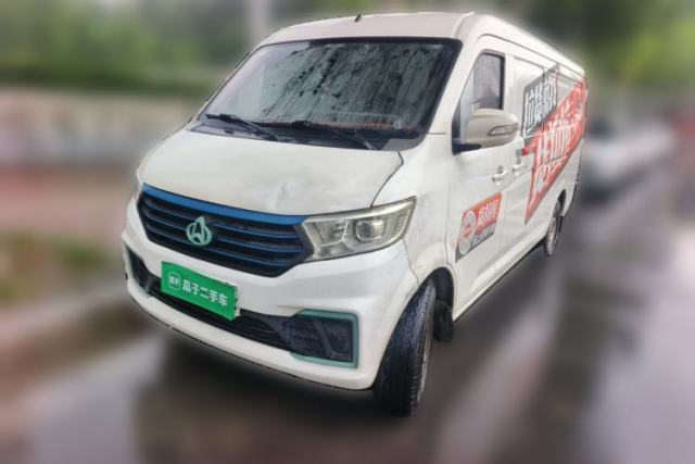 Used CHANGAN KUAYUE Xing V7 EV 2022 High-End Model with 240 km