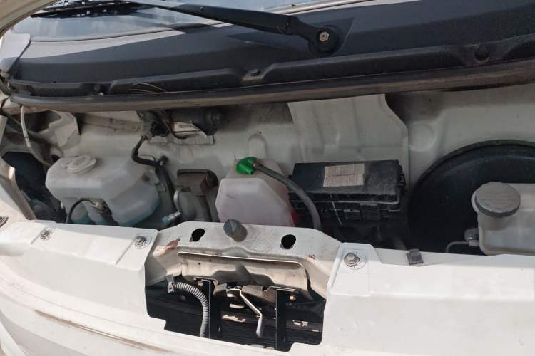 Used CHANGAN KUAYUE Xing V7 EV 2023 250km Dual-Door Smart Enjoyment Version 2 Seats Engine Bay