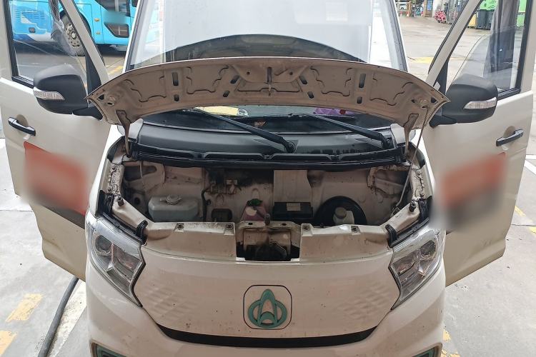 Used CHANGAN KUAYUE Xing V7 EV 2023 250km Dual-Door Smart Enjoyment Version 2 Seats Engine Bay