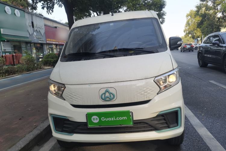 Used CHANGAN KUAYUE Xing V7 EV 2023 250km Dual-Door Smart Enjoyment Version 2 Seats Exterior 1