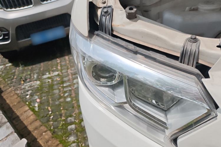 Used CHANGAN KUAYUE Xing V7 EV 2023 250km Dual-Door Smart Enjoyment Version 2 Seats Exterior 6