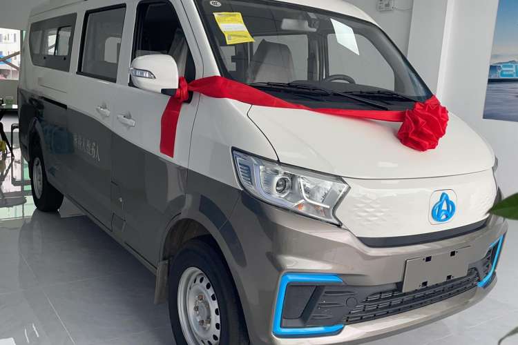 Used CHANGAN KUAYUE Xing V7 EV 2023 251 km Dual-Door Flagship Version 6 Seats Exterior 6