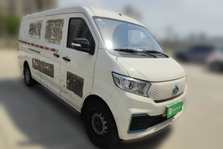 Used CHANGAN KUAYUE Xing V7 EV 2023 250km Dual-Door Smart Enjoyment Version 2 Seats Front Right 45 Deg