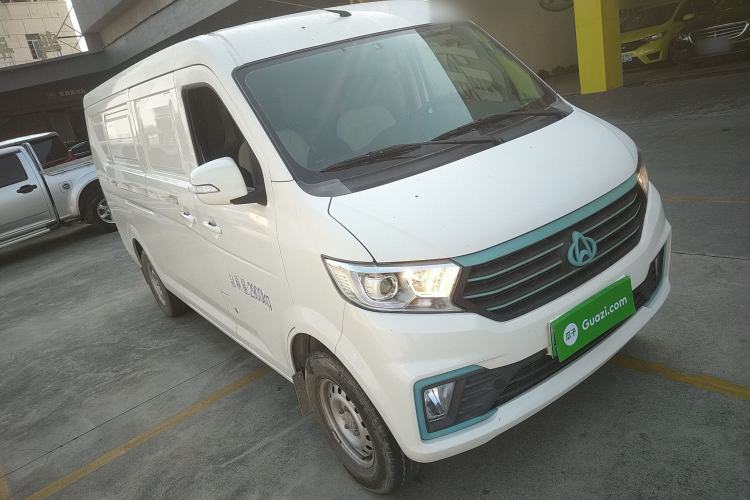 Used CHANGAN KUAYUE Xing V7 EV 2023 250km Double-Door Standard Version 2 Seats Front Right 45 Deg