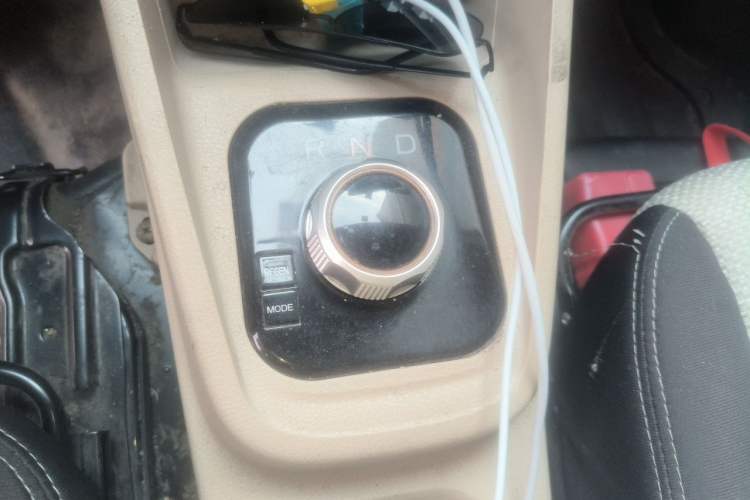 Used CHANGAN KUAYUE Xing V7 EV 2023 250km Double-Door Standard Version 2 Seats Gear Lever