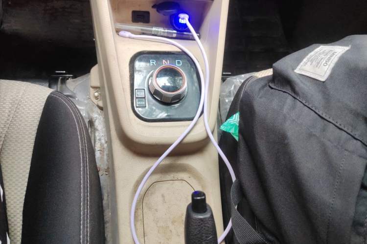 Used CHANGAN KUAYUE Xing V7 EV 2023 250km Dual-Door Smart Enjoyment Version 2 Seats Gear Lever