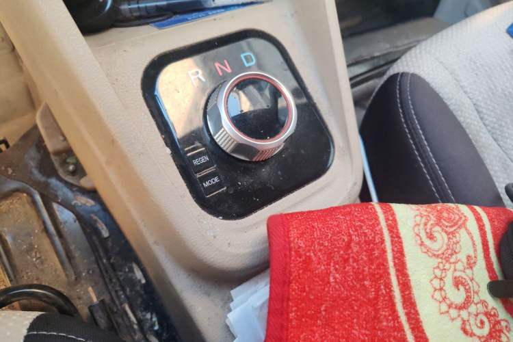 Used CHANGAN KUAYUE Xing V7 EV 2023 250km Dual-Door Smart Enjoyment Version 2 Seats Gear Lever