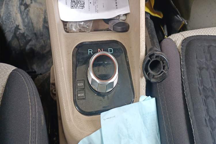 Used CHANGAN KUAYUE Xing V7 EV 2023 250km Dual-Door Smart Enjoyment Version 2 Seats Gear Lever