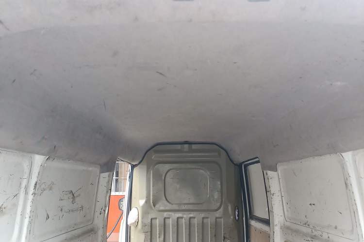 Used CHANGAN KUAYUE Xing V7 EV 2023 250km Dual-Door Smart Enjoyment Version 2 Seats Headliner