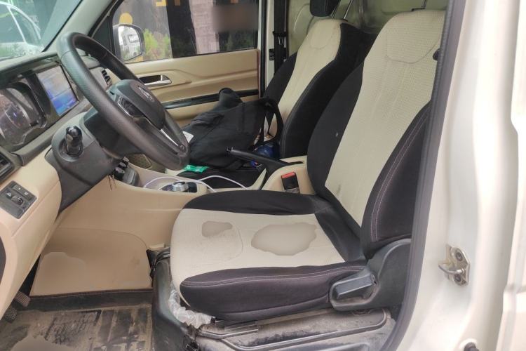 Used CHANGAN KUAYUE Xing V7 EV 2023 250km Dual-Door Smart Enjoyment Version 2 Seats Left Front Seat