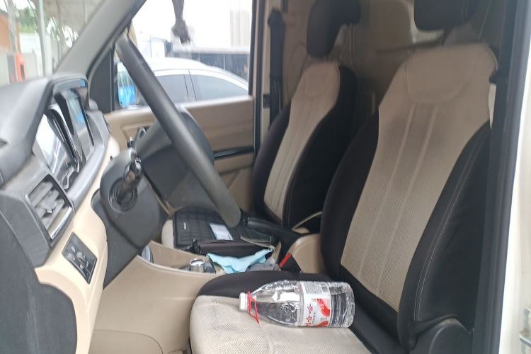 Used CHANGAN KUAYUE Xing V7 EV 2023 250km Dual-Door Smart Enjoyment Version 2 Seats Left Front Seat