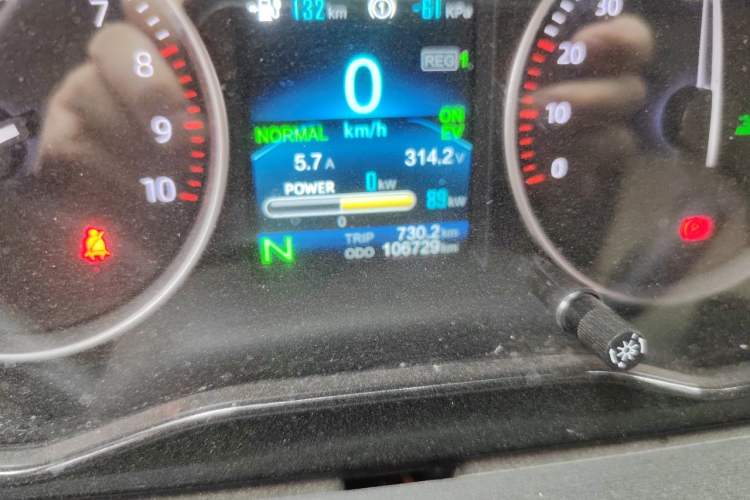 Used CHANGAN KUAYUE Xing V7 EV 2023 250km Dual-Door Smart Enjoyment Version 2 Seats Odometer Close Up