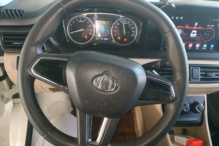 Used CHANGAN KUAYUE Xing V7 EV 2023 250km Dual-Door Smart Enjoyment Version 2 Seats Steering Wheel