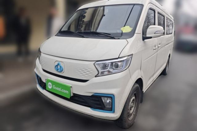 Used CHANGAN KUAYUE Xing V7 EV 2024 316 km Luxury Dual-Door Version 6 Seats