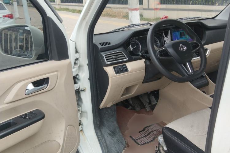Used CHANGAN KUAYUE Xing V7 EV 2024 251 km Luxury Dual-Door Version 6 Seats Driver Seat