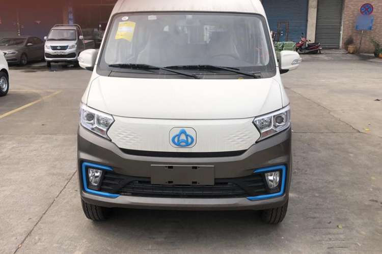 Used CHANGAN KUAYUE Xing V7 EV 2024 316 km Luxury Dual-Door 9-Seater Exterior 1