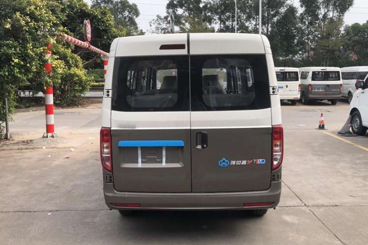 Used CHANGAN KUAYUE Xing V7 EV 2024 316 km Luxury Dual-Door 9-Seater Exterior 3