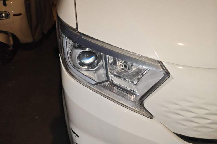 Used CHANGAN KUAYUE Xing V7 EV 2024 251 km Hatchback Comfort Version 6 Seats Exterior 6