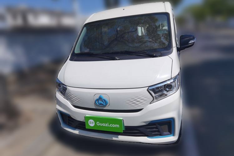 Used CHANGAN KUAYUE Xing V7 EV 2024 251 km Hatchback Comfort Version 6 Seats Front