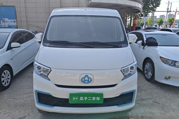 Used CHANGAN KUAYUE Xing V7 EV 2024 316 km Luxury Dual-Door Version 6 Seats Front