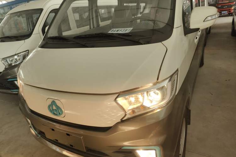 Used CHANGAN KUAYUE Xing V7 EV 2024 316 km Luxury Dual-Door Version 7 Seats Front