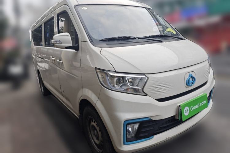 Used CHANGAN KUAYUE Xing V7 EV 2024 316 km Luxury Dual-Door Version 6 Seats Front Right 45 Deg