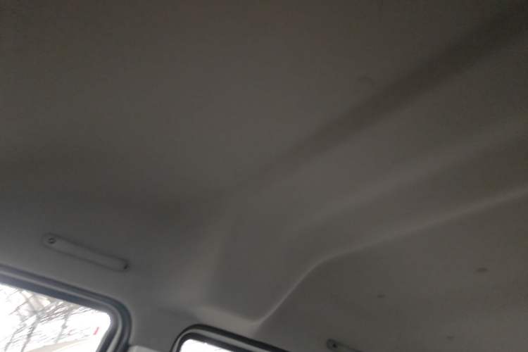 Used CHANGAN KUAYUE Xing V7 EV 2024 316 km Luxury Dual-Door Version 7 Seats Headliner