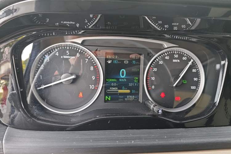 Used CHANGAN KUAYUE Xing V7 EV 2024 316 km Luxury Dual-Door Version 6 Seats Instrument Cluster