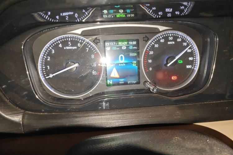 Used CHANGAN KUAYUE Xing V7 EV 2024 251 km Hatchback Comfort Version 6 Seats Instrument Cluster
