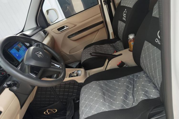 Used CHANGAN KUAYUE Xing V7 EV 2024 251 km Hatchback Comfort Version 6 Seats Left Front Seat