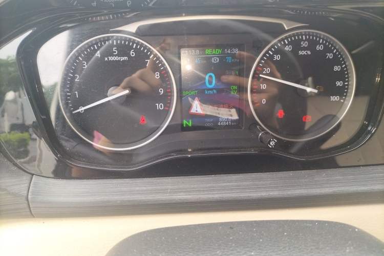 Used CHANGAN KUAYUE Xing V7 EV 2024 251 km Luxury Dual-Door Version 6 Seats Odometer Close Up